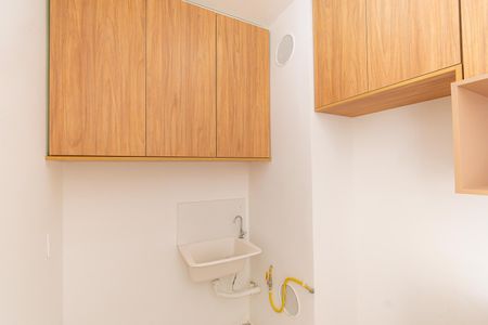 Apartamento para alugar com 37m², 2 quartos e sem vaga Apartamento para alugar com 37m², 2 quartos e sem vagaÁrea de Serviço
