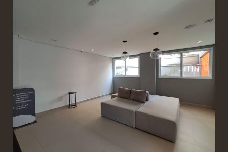 Apartamento para alugar com 27m², 1 quarto e sem vagaHall social