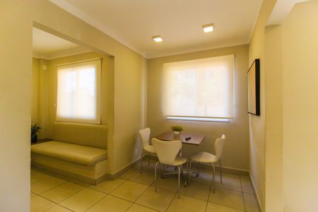 Apartamento para alugar com 42m², 2 quartos e 1 vagaÁrea comum - Salão de festas