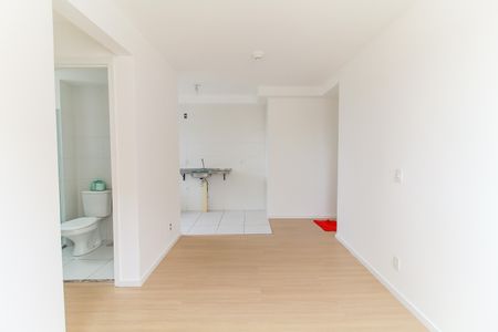 Sala de apartamento para alugar com 2 quartos, 42m² em Jardim Helian, São Paulo