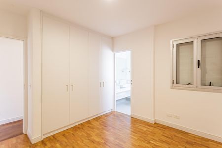 Apartamento à venda com 121m², 3 quartos e 3 vagasSuíte 1
