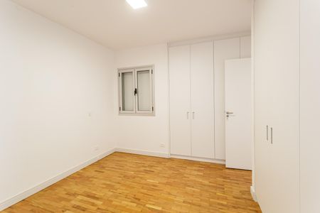 Apartamento à venda com 121m², 3 quartos e 3 vagasSuíte 1