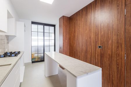 Apartamento à venda com 121m², 3 quartos e 3 vagasCozinha