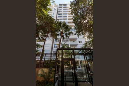 Apartamento à venda com 121m², 3 quartos e 3 vagasFachada