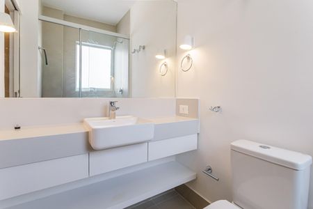 Apartamento à venda com 121m², 3 quartos e 3 vagasBanheiro da Suíte 1