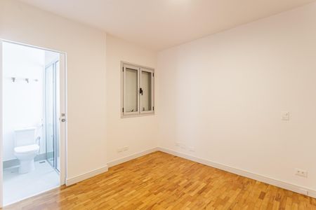 Apartamento à venda com 121m², 3 quartos e 3 vagasSuíte 1