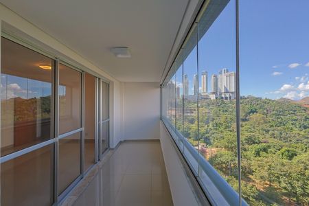 Apartamento para alugar com 115m², 3 quartos e sem vaga