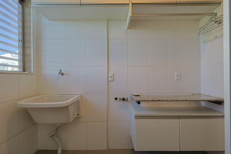 Apartamento para alugar com 115m², 3 quartos e sem vaga