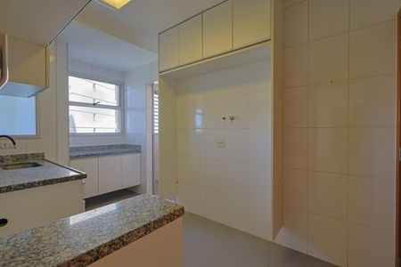 Apartamento para alugar com 115m², 3 quartos e sem vaga