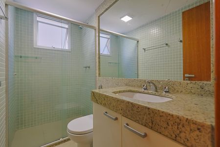 Apartamento para alugar com 115m², 3 quartos e sem vaga