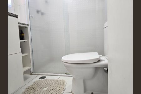 Apartamento para alugar com 80m², 2 quartos e 2 vagasBanheiro da Suíte