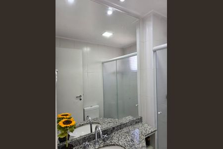 Apartamento para alugar com 80m², 2 quartos e 2 vagasBanheiro da Suíte