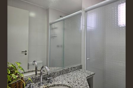 Apartamento para alugar com 80m², 2 quartos e 2 vagasBanheiro Social