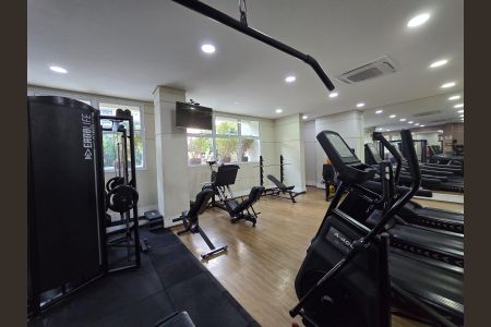 Apartamento para alugar com 80m², 2 quartos e 2 vagasÁrea comum - Academia