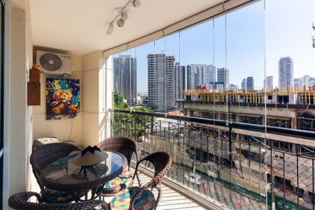 Apartamento para alugar com 96m², 3 quartos e 2 vagas Apartamento para alugar com 96m², 3 quartos e 2 vagasVaranda da Sala