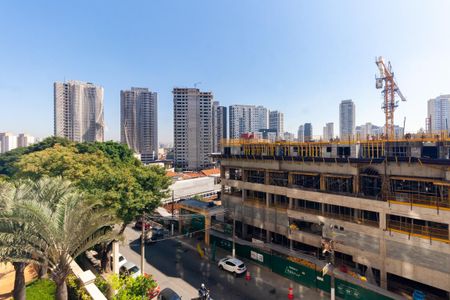 Apartamento para alugar com 96m², 3 quartos e 2 vagas Apartamento para alugar com 96m², 3 quartos e 2 vagasVista