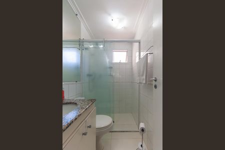 Apartamento para alugar com 96m², 3 quartos e 2 vagas Apartamento para alugar com 96m², 3 quartos e 2 vagasBanheiro da Suíte
