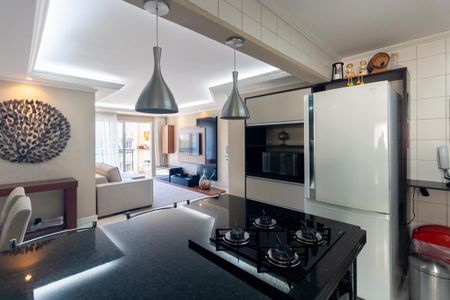 Apartamento para alugar com 96m², 3 quartos e 2 vagas Apartamento para alugar com 96m², 3 quartos e 2 vagasCozinha
