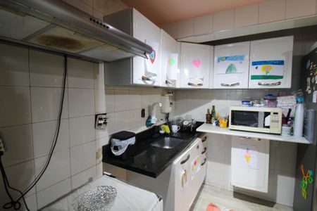 Cozinha de apartamento à venda com 3 quartos, 130m² em Jardim Olympia, São Paulo