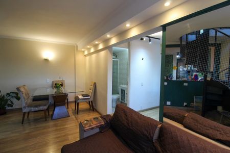 Sala de apartamento à venda com 3 quartos, 130m² em Jardim Olympia, São Paulo