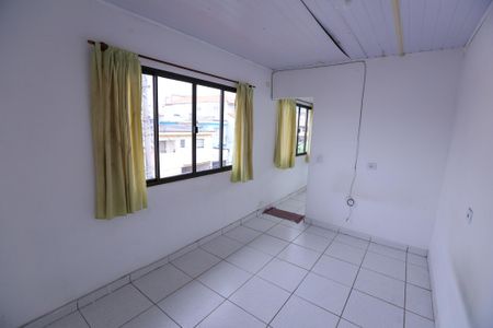 Sala/Quarto de casa para alugar com 1 quarto, 40m² em Vila Souza, São Paulo