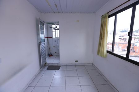 Sala/Quarto de casa para alugar com 1 quarto, 40m² em Vila Souza, São Paulo