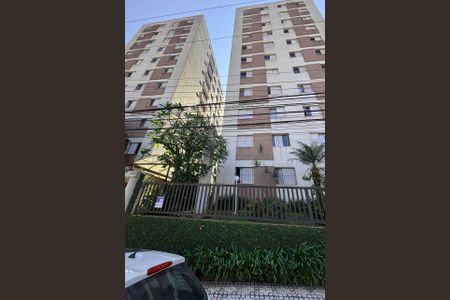 Apartamento à venda com 61m², 2 quartos e 1 vagaFachada e portaria 