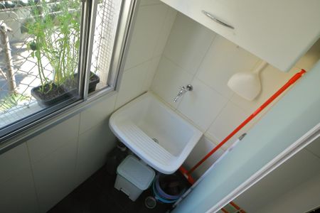 Apartamento à venda com 61m², 2 quartos e 1 vagaÁrea de Serviço
