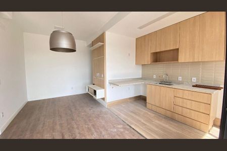 Apartamento à venda com 2 quartos, 55m² em Taquaral, Campinas