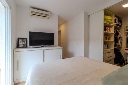 Casa à venda com 4 quartos, 202m² em Jardim Ampliacao, São Paulo