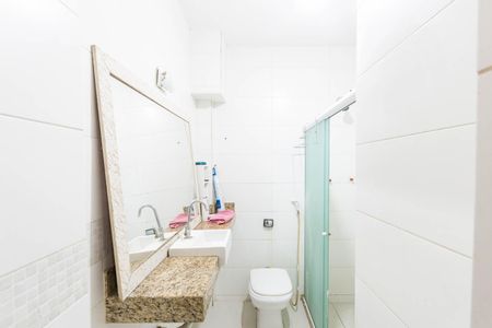 Apartamento para alugar com 62m², 2 quartos e sem vagaBanheiro