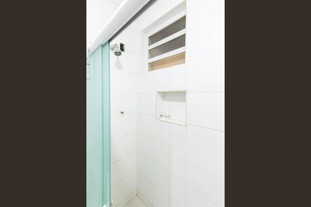Apartamento para alugar com 62m², 2 quartos e sem vagaBanheiro