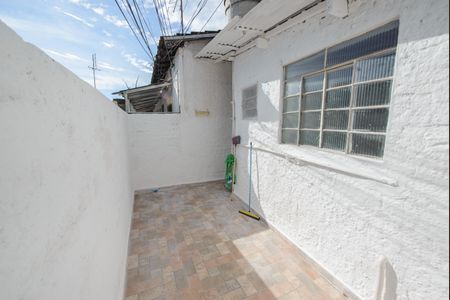 Casa para alugar com 60m², 1 quarto e sem vagaQuintal
