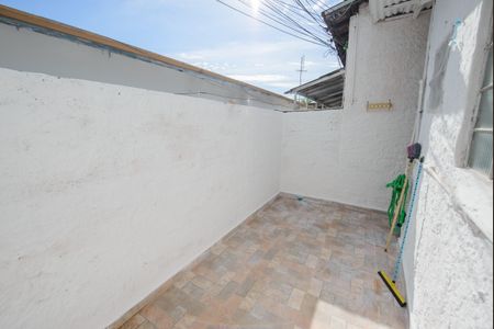 Casa para alugar com 60m², 1 quarto e sem vagaQuintal