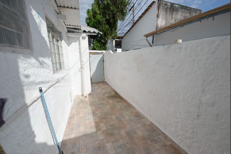 Casa para alugar com 60m², 1 quarto e sem vagaQuintal