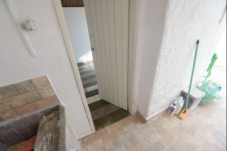 Casa para alugar com 60m², 1 quarto e sem vagaÁrea de Serviço