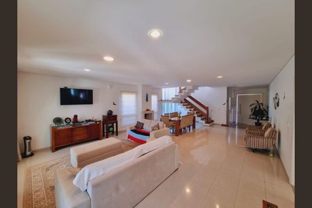 Casa à venda com 4 quartos, 345m² em Colinas da Anhanguera, Santana de Parnaíba