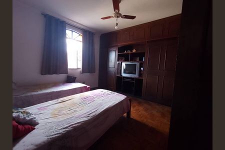 Casa à venda com 360m², 3 quartos e 5 vagas