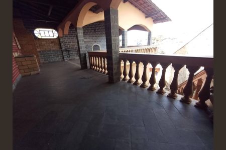 Casa à venda com 360m², 3 quartos e 5 vagas