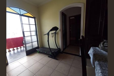 Casa à venda com 360m², 3 quartos e 5 vagas