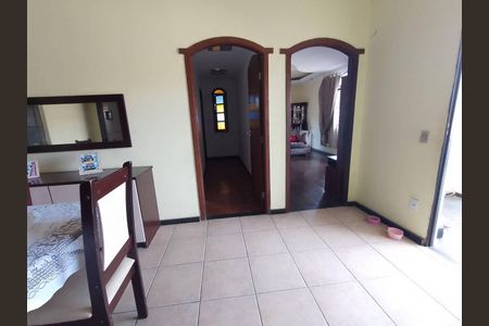 Casa à venda com 360m², 3 quartos e 5 vagas