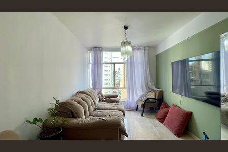 Apartamento para alugar com 81m², 2 quartos e 1 vaga Apartamento para alugar com 81m², 2 quartos e 1 vagaSala