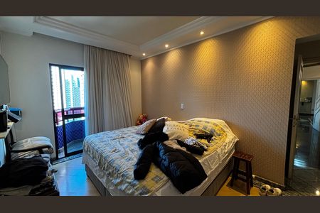 Apartamento à venda com 202m², 3 quartos e 5 vagas Apartamento à venda com 202m², 3 quartos e 5 vagasSuite 1