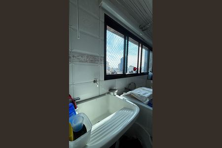 Apartamento à venda com 202m², 3 quartos e 5 vagas Apartamento à venda com 202m², 3 quartos e 5 vagasÁrea de Serviço
