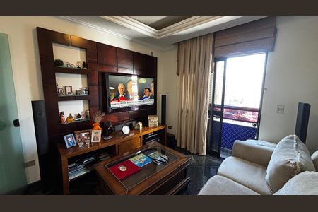 Apartamento à venda com 202m², 3 quartos e 5 vagas Apartamento à venda com 202m², 3 quartos e 5 vagasSala de Tv