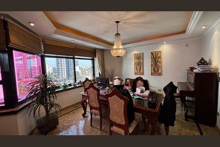 Apartamento à venda com 202m², 3 quartos e 5 vagas Apartamento à venda com 202m², 3 quartos e 5 vagasSala - Sala de Jantar