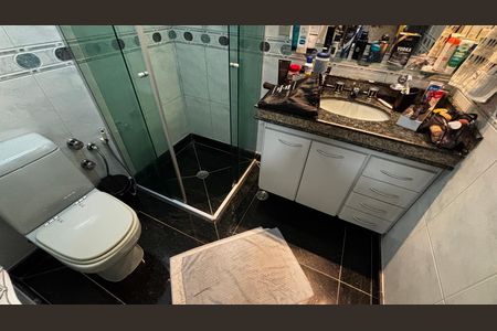 Apartamento à venda com 202m², 3 quartos e 5 vagas Apartamento à venda com 202m², 3 quartos e 5 vagasBanheiro da Suíte 3