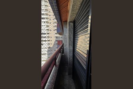 Apartamento à venda com 202m², 3 quartos e 5 vagas Apartamento à venda com 202m², 3 quartos e 5 vagasSuíte 3 Varanda