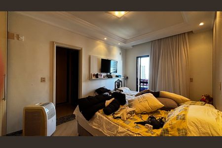 Apartamento à venda com 202m², 3 quartos e 5 vagas Apartamento à venda com 202m², 3 quartos e 5 vagasSuite 1