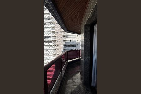 Apartamento à venda com 202m², 3 quartos e 5 vagas Apartamento à venda com 202m², 3 quartos e 5 vagasSala - Sala de Jantar Varanda